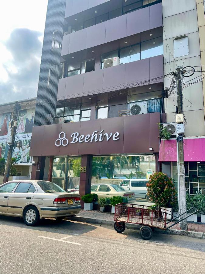 The Beehive Colombo Hotel Exterior foto